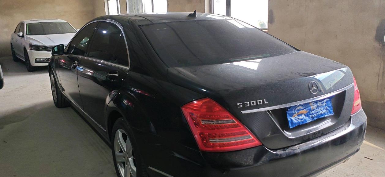 30万公里的奔驰S300L卖你8万8可行?老豪车好买但不好修,慎重!(图20) 水泡发动机大修车要多少钱_水泡车大修发动机_泡水发动机大修后还耐用吗