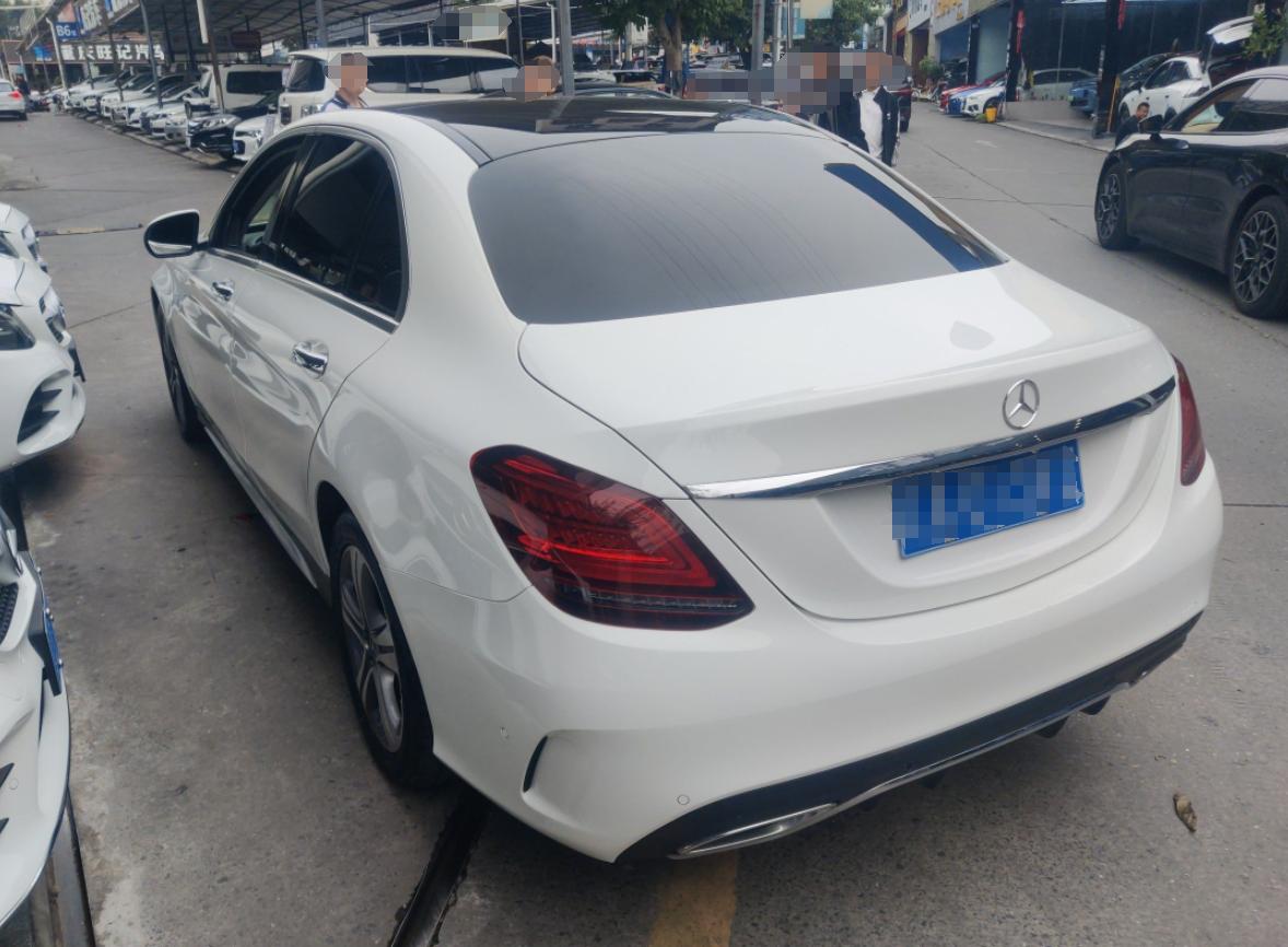 你敢信?一辆奔驰C级的发动机修了11万!修好之后车子才卖15万(图3) 泡水发动机大修后还耐用吗_水泡车大修发动机_水泡发动机大修车要多少钱