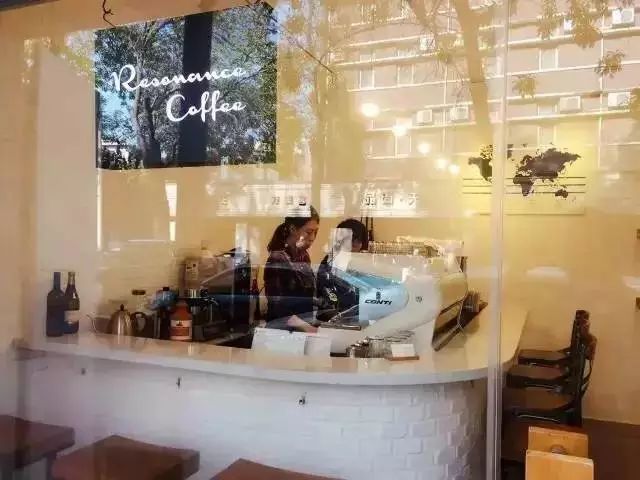女生店适合开个人小店吗_适合女生一个人开的店_适合女生开店的项目