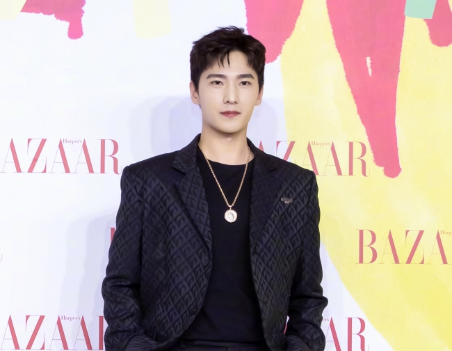 “思源工程”联合《时尚芭莎》募集善款1093万元援建乡村美育教室(图15) 2018慈善芭莎慈善晚会视频_芭莎慈善夜儿童公益合唱_2019芭莎慈善夜的歌曲