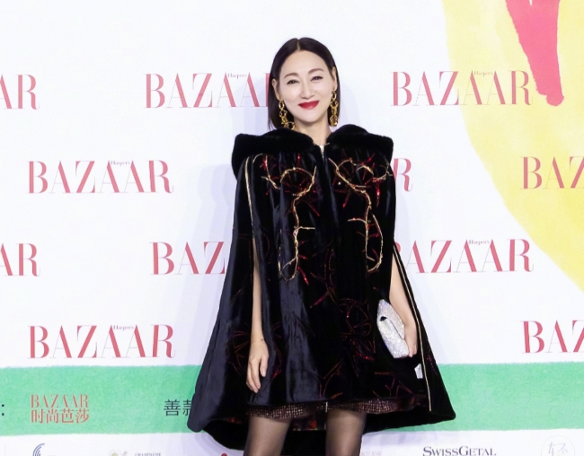 “思源工程”联合《时尚芭莎》募集善款1093万元援建乡村美育教室(图23) 芭莎慈善夜儿童公益合唱_2019芭莎慈善夜的歌曲_2018慈善芭莎慈善晚会视频