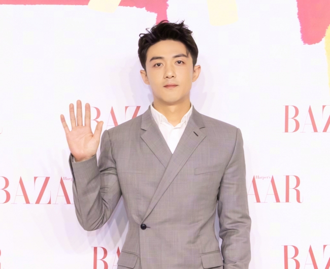 “思源工程”联合《时尚芭莎》募集善款1093万元援建乡村美育教室(图28) 芭莎慈善夜儿童公益合唱_2019芭莎慈善夜的歌曲_2018慈善芭莎慈善晚会视频