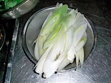 小炒玫瑰肉是哪里的菜_玫瑰肉菜小炒是哪里的菜_玫瑰肉菜小炒是什么菜