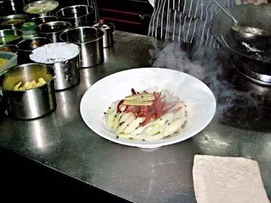玫瑰肉菜小炒是什么菜_玫瑰肉菜小炒是哪里的菜_小炒玫瑰肉是哪里的菜