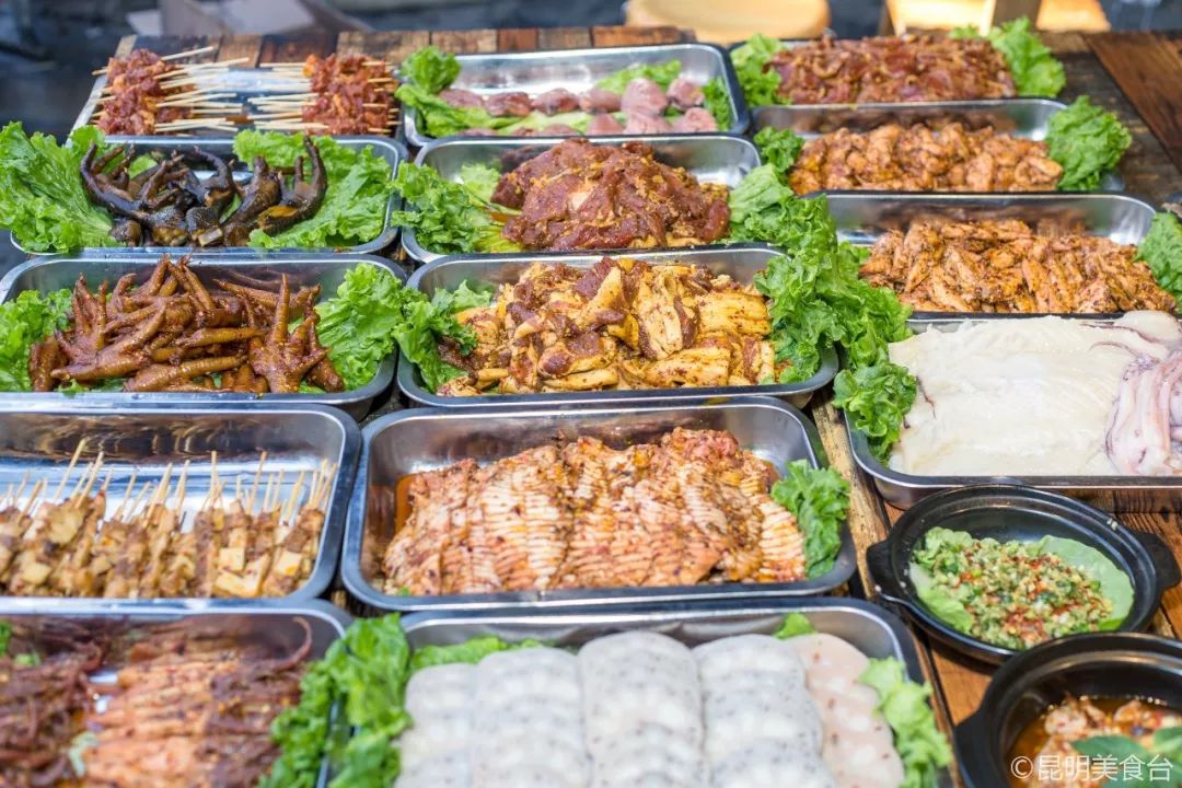 昆明哪里有烧烤批发的地方_昆明赶集网摆烧烤_昆明烧烤摊