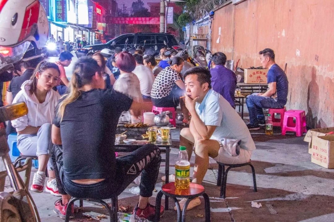 昆明赶集网摆烧烤_昆明烧烤摊_昆明哪里有烧烤批发的地方
