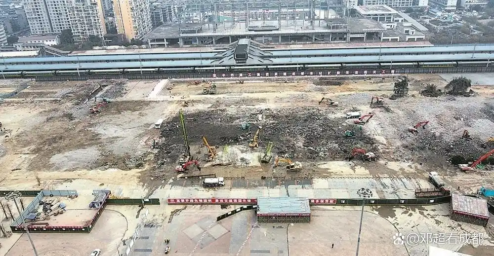 成都火车北站到犀浦高铁时刻表_火车北站成都到犀浦怎么坐车_犀浦到成都火车北站