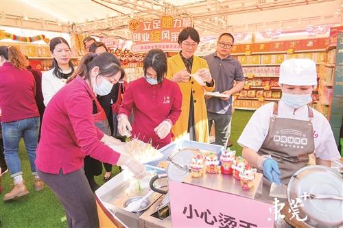 东莞小吃车定制厂家电话_东莞好吃的小吃_东莞美食小吃车