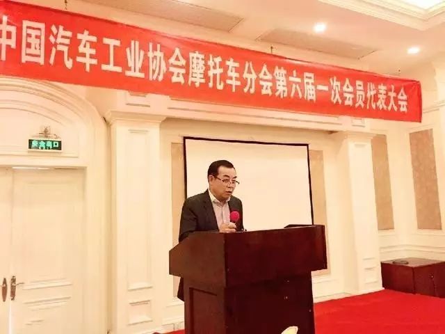 宝马巡行摩托车_宝马摩托车巡洋舰_宝马巡航摩托车用突破润滑油