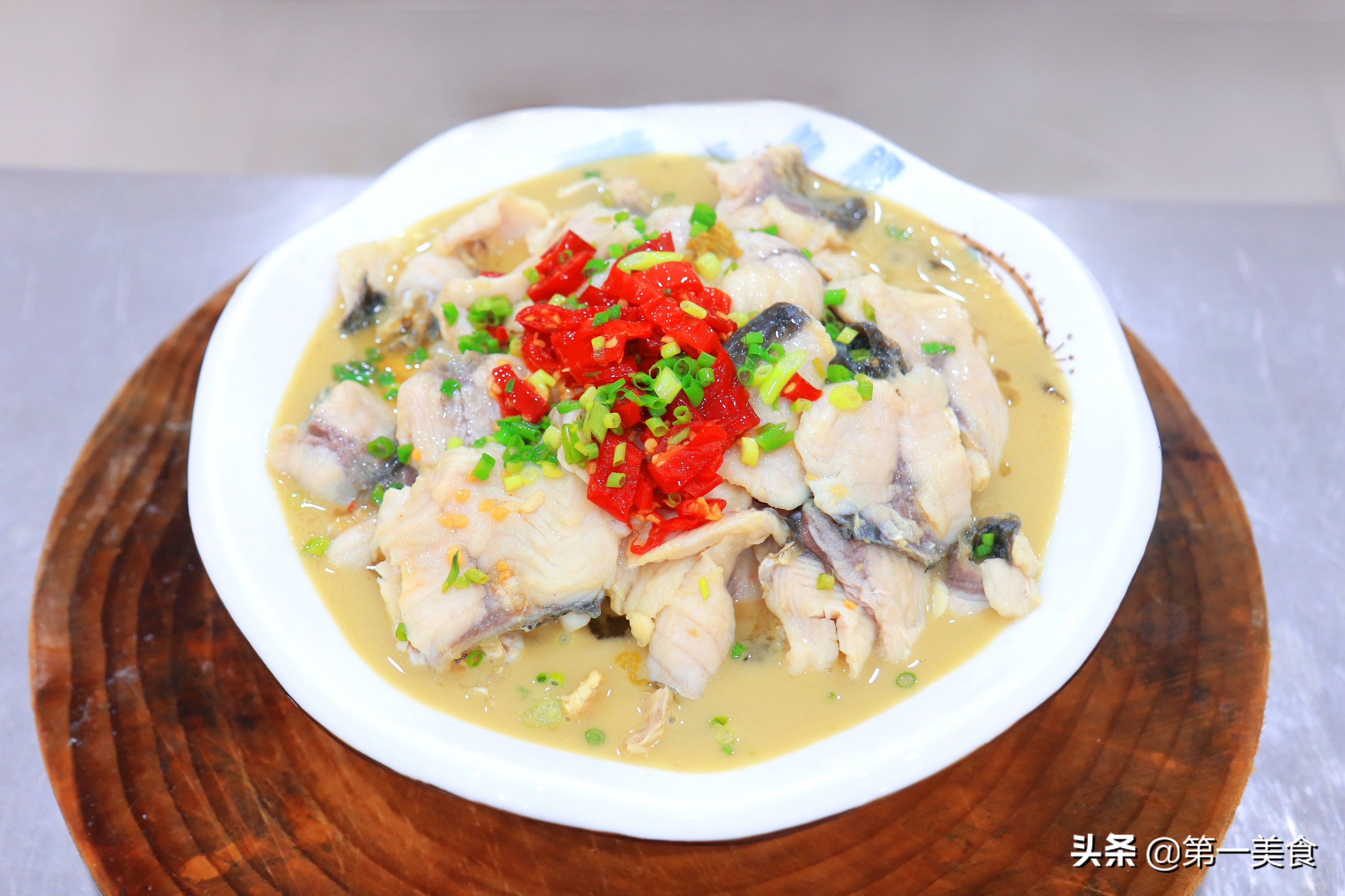 酸菜鱼哪里菜_菜酸菜鱼的做法_菜酸菜鱼用猪油还是色拉油