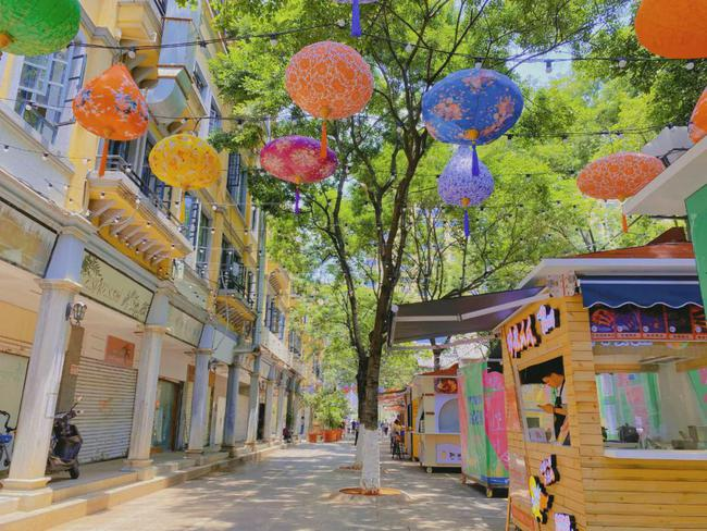 张掖路步行街的美食_张掖路步行街小吃攻略_张掖路美食一条街