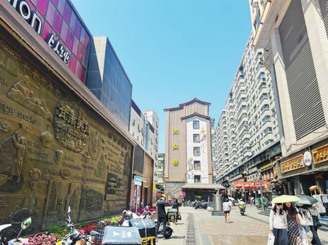 张掖路步行街的美食_张掖路小吃街十大美食_张掖路美食一条街