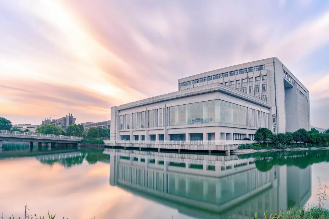 中南科技大学是985吗_中南科技大学_中南大学科技大学