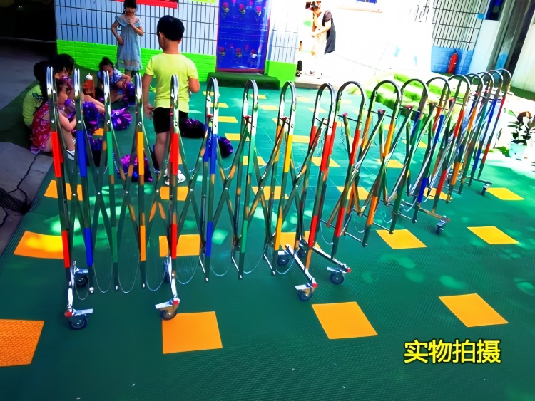 不锈钢伸缩围栏可移动护栏幼儿园推拉门商场折叠栅栏门施工防护栏(图14)