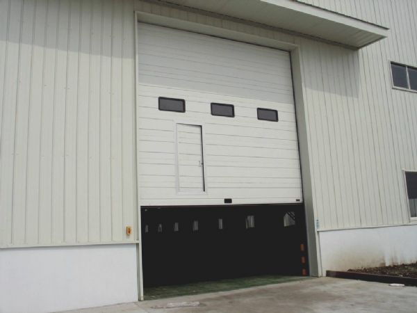 工业垂直提升门大型厂房电动抗风自动滑升翻板车库门工业提升门(图14)