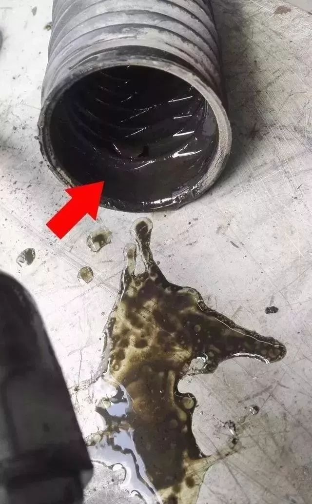 变速箱漏油维修费用_变速箱漏油维修6000元_箱变速漏油费用维修多少钱