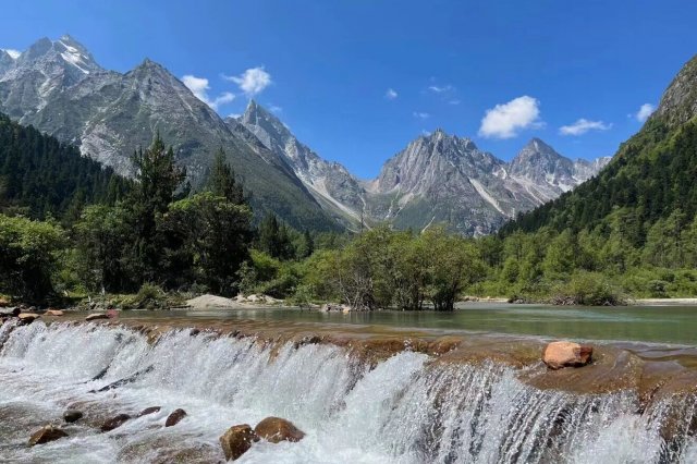 阿坝州羌族自治区旅游_阿坝藏族羌族自治州旅游_阿坝州特色藏羌文化