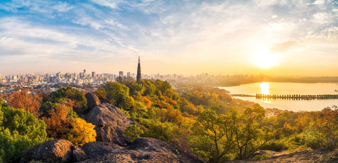 西湖旅游线路推荐_西湖线路旅游图_西湖旅游线路