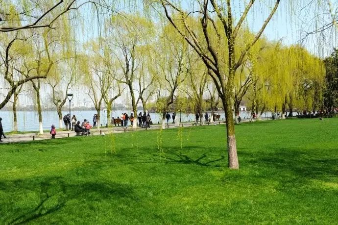 西湖旅游线路_西湖线路旅游攻略_西湖游玩线路