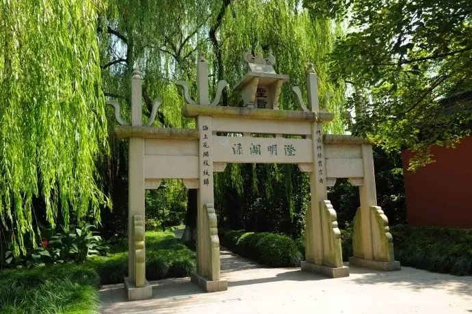 西湖游玩线路_西湖旅游线路_西湖线路旅游攻略