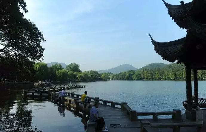 西湖线路旅游攻略_西湖游玩线路_西湖旅游线路