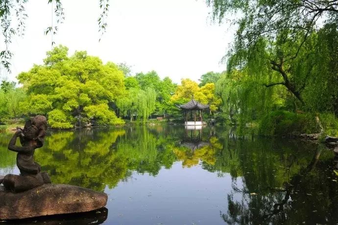 西湖旅游线路_西湖线路旅游攻略_西湖游玩线路