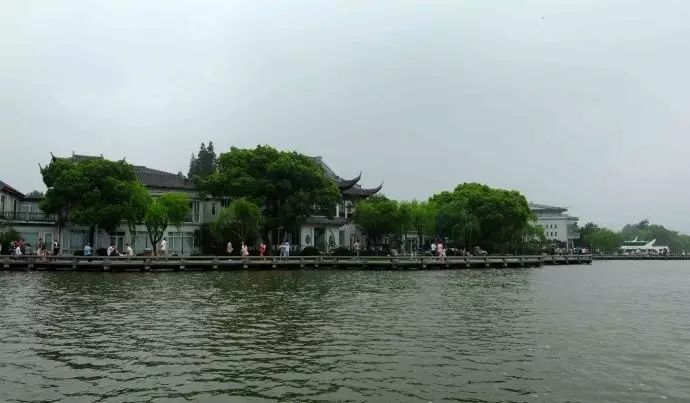 西湖游玩线路_西湖线路旅游攻略_西湖旅游线路