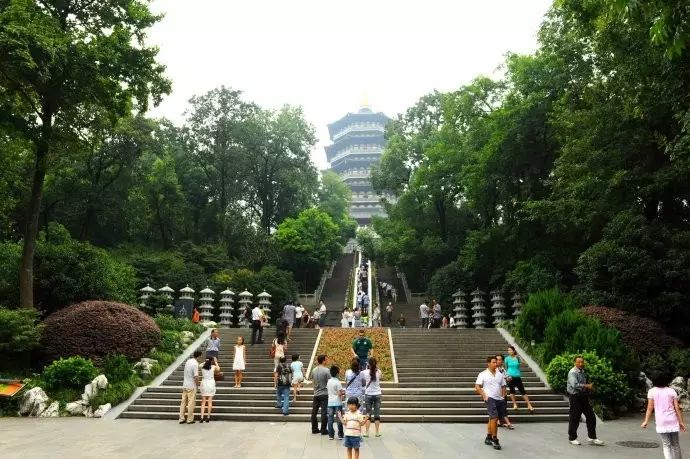 西湖线路旅游攻略_西湖旅游线路_西湖游玩线路
