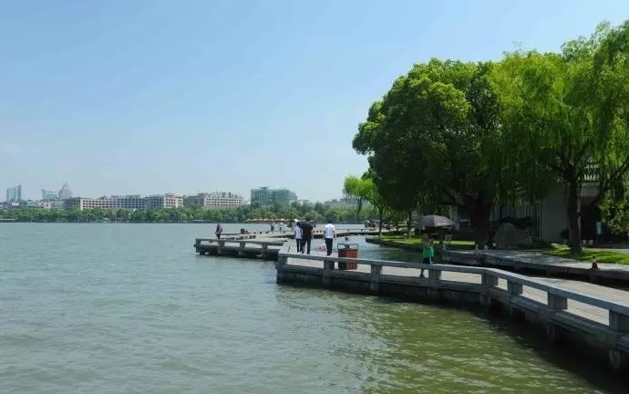西湖线路旅游攻略_西湖旅游线路_西湖游玩线路