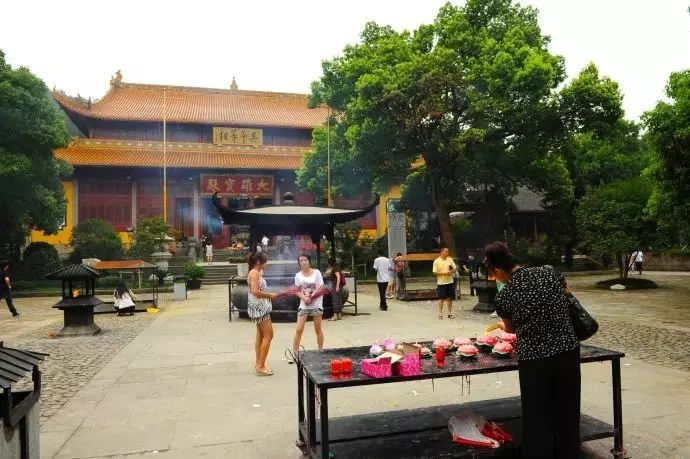 西湖旅游线路_西湖游玩线路_西湖线路旅游攻略