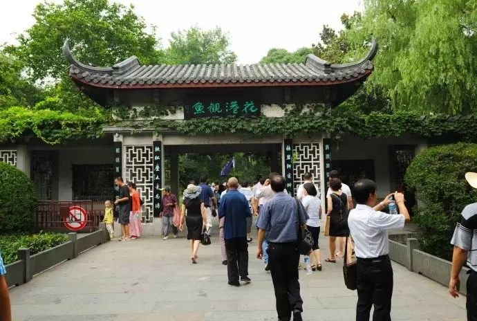 西湖旅游线路_西湖游玩线路_西湖线路旅游攻略