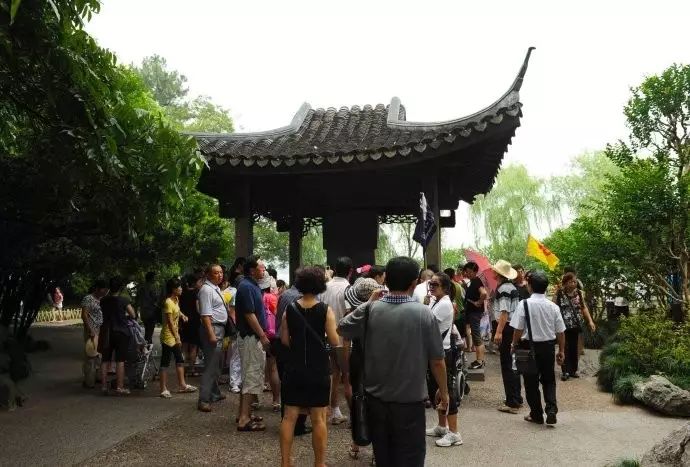 西湖旅游线路_西湖线路旅游攻略_西湖游玩线路