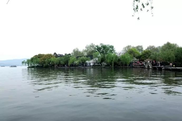 西湖游玩线路_西湖线路旅游攻略_西湖旅游线路