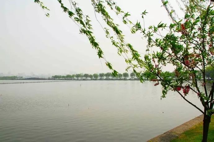 西湖旅游线路_西湖游玩线路_西湖线路旅游攻略