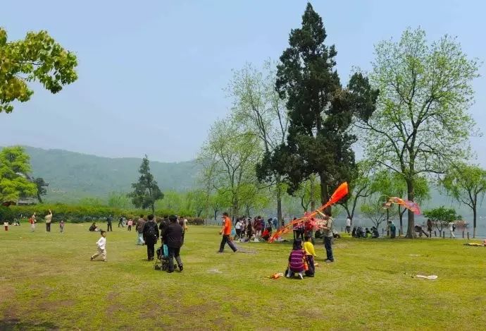 西湖旅游线路_西湖游玩线路_西湖线路旅游攻略