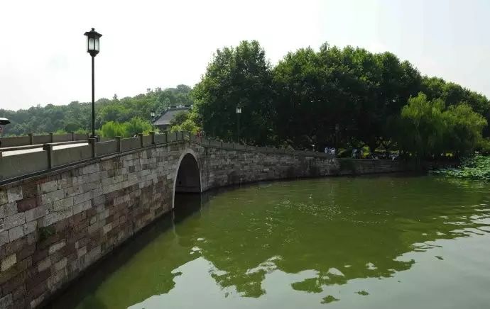 西湖游玩线路_西湖旅游线路_西湖线路旅游攻略