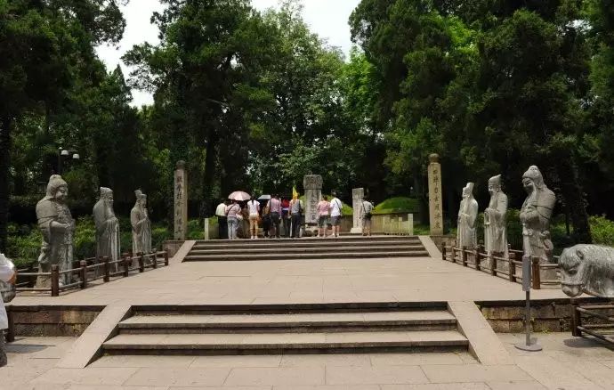 西湖游玩线路_西湖线路旅游攻略_西湖旅游线路