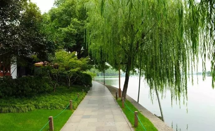 西湖游玩线路_西湖线路旅游攻略_西湖旅游线路