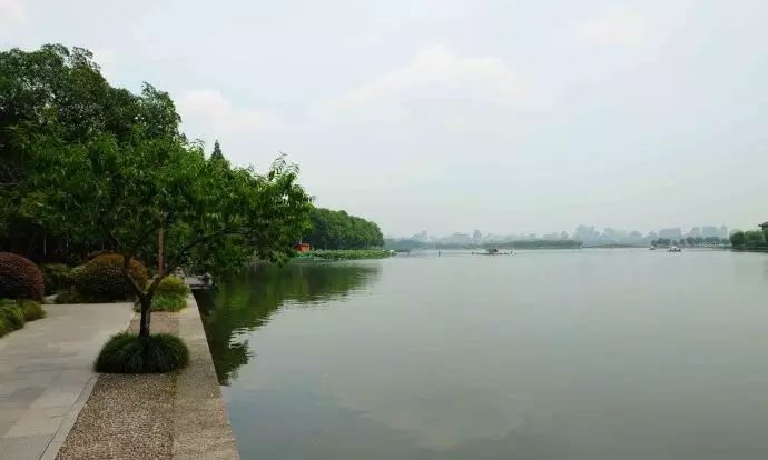西湖游玩线路_西湖线路旅游攻略_西湖旅游线路