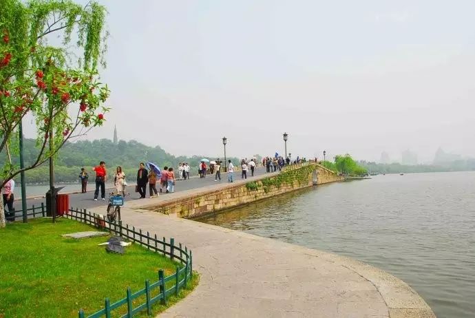 西湖线路旅游攻略_西湖游玩线路_西湖旅游线路