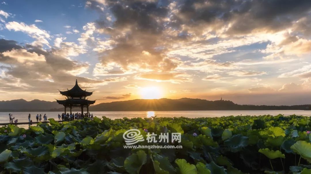 西湖游玩线路_西湖旅游线路推荐_西湖旅游线路