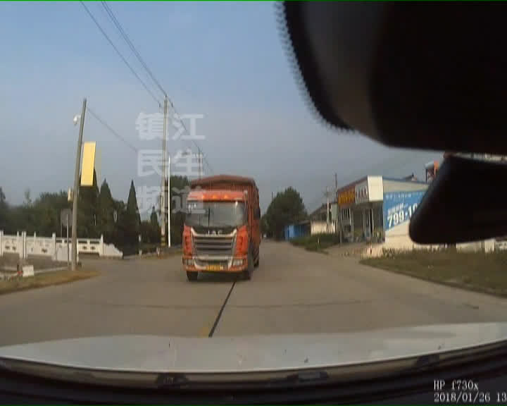 镇江交警发布全市道路交通事故十大典型案例1.jpg