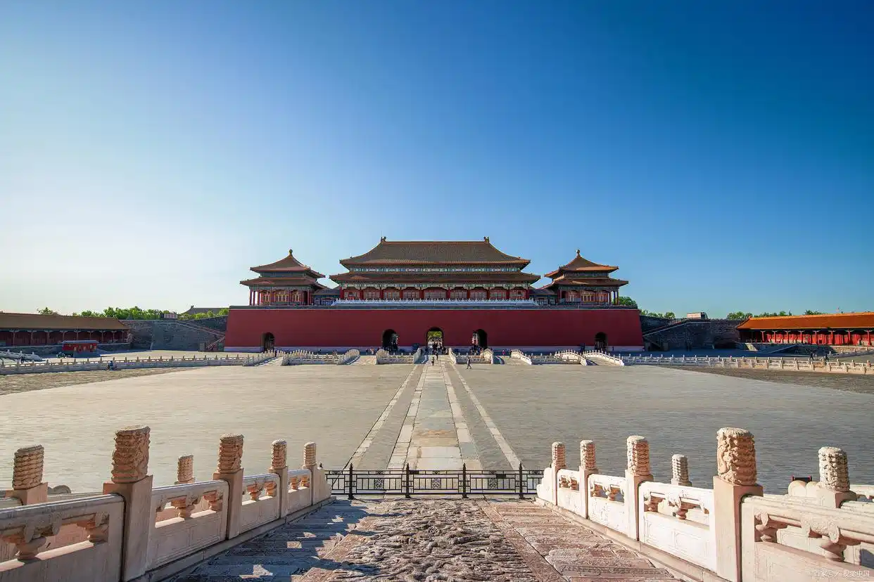 包车图片大全_包车旅游图片真实_包车旅游的图片