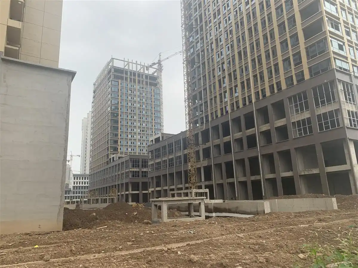 海乐东方小区延期交房维权_永泰日出东方推迟交房_邯郸永年区新房交付问题