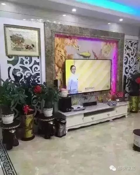 遵义装修设计_混搭风格装修案例_丑爆墙纸审美