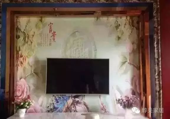 遵义装修设计_混搭风格装修案例_丑爆墙纸审美