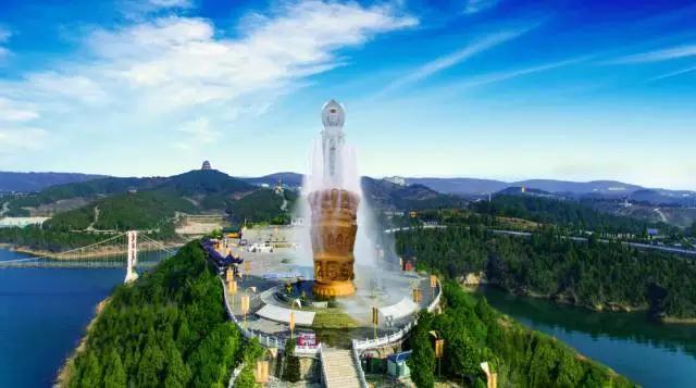 丹江大观苑撒欢晚会_2018梦幻大观苑激情撒欢节_丹江大观苑景区