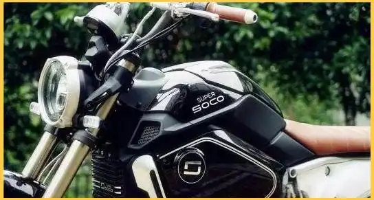 可拆卸电池电动车_速珂SOCO TC_舜意锂电车电池拆卸