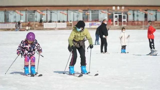冰雪运动市场前景_宁夏冬季旅游攻略_宁夏冰雪经济