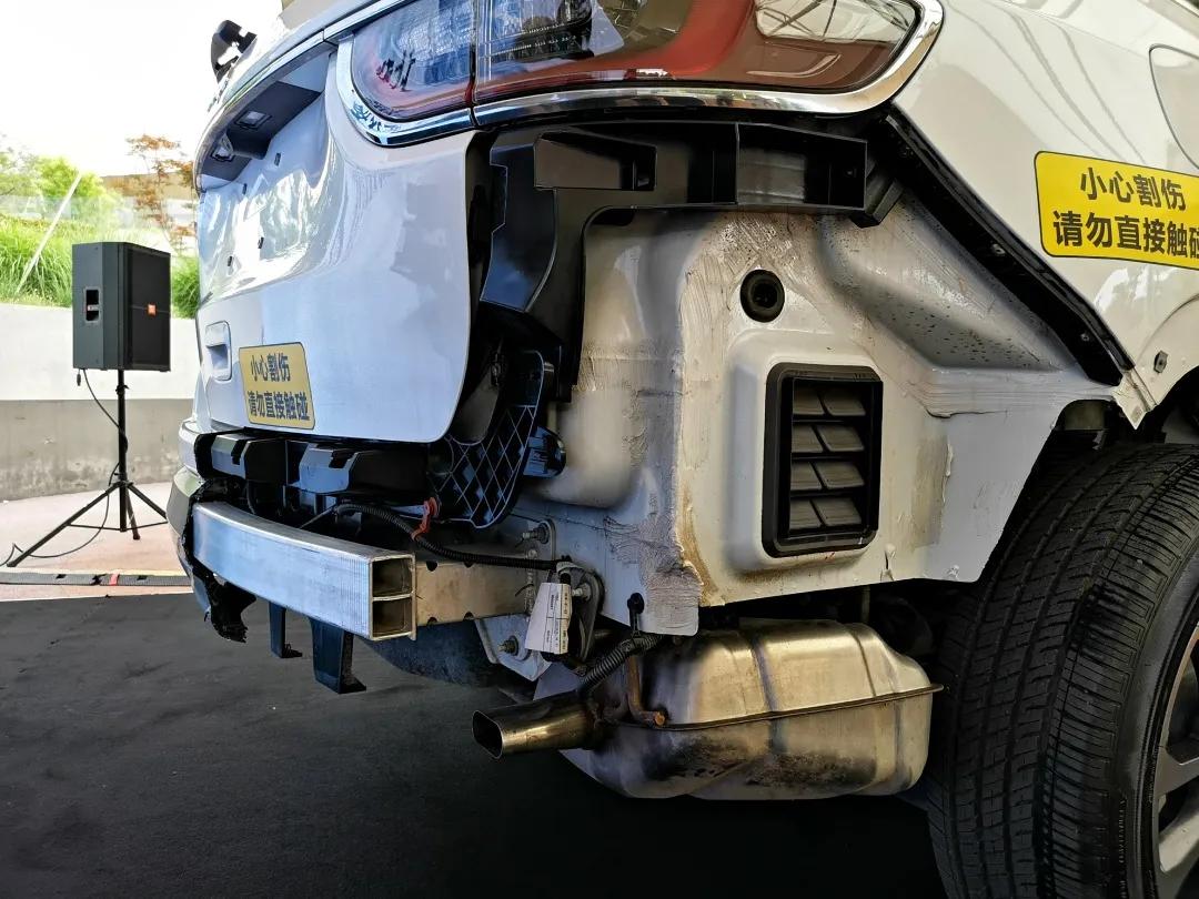 Jeep全路况通行能力_Jeep品牌核心内涵_jeep发动机是哪国的